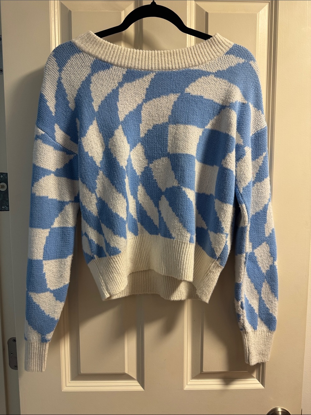 wild fable Blue and Cream Geometric Crewneck Sweater